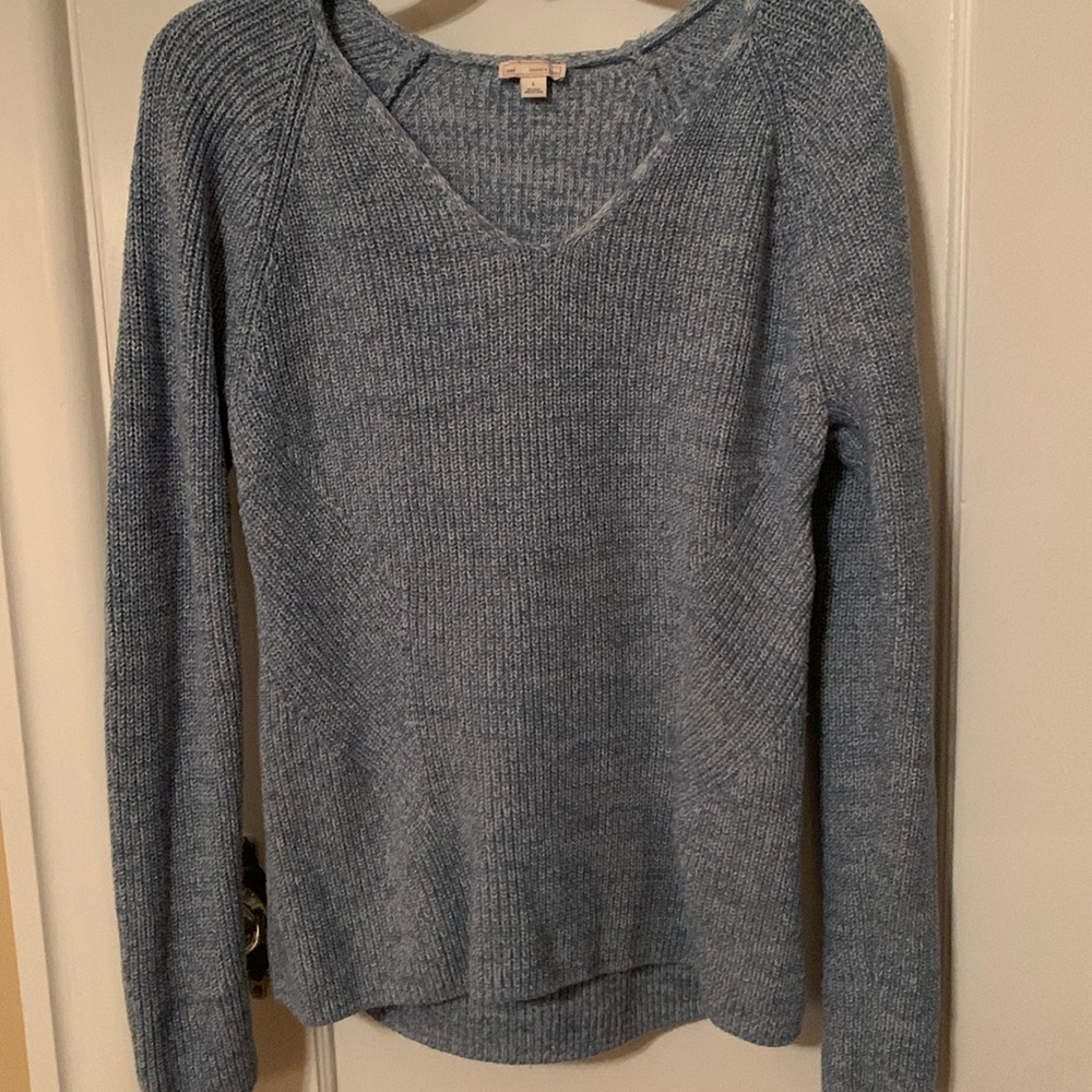 GAP Women's Blue V-Neck Sweater
